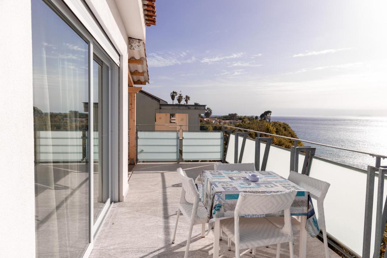 Hotel Villaggio Stromboli Санта-Доменіка Екстер'єр фото