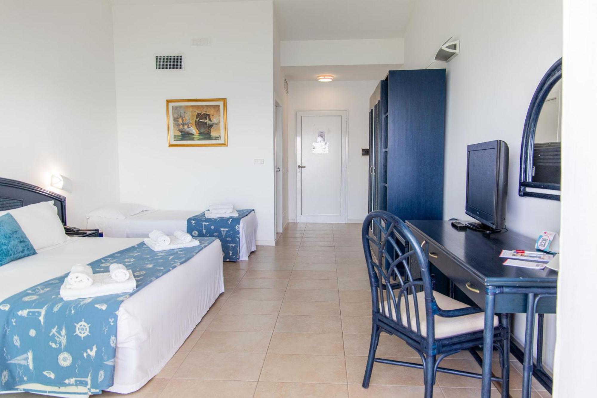 Hotel Villaggio Stromboli Санта-Доменіка Екстер'єр фото