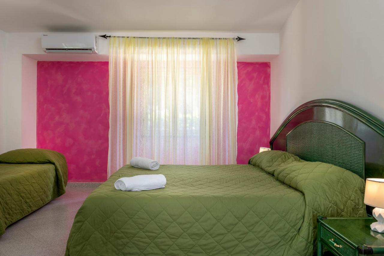 Hotel Villaggio Stromboli Санта-Доменіка Екстер'єр фото
