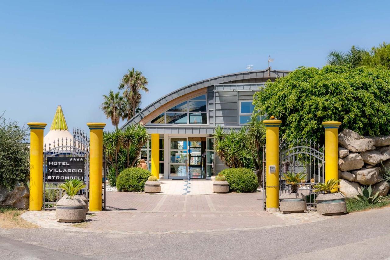 Hotel Villaggio Stromboli Санта-Доменіка Екстер'єр фото